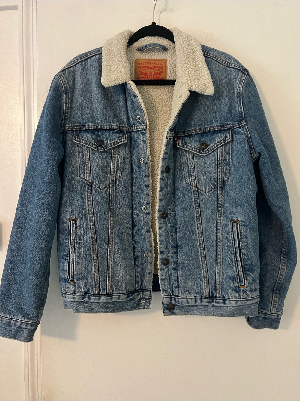 Levi's Type III Sherpa Lined Denim Trucker Jacket - size Medium